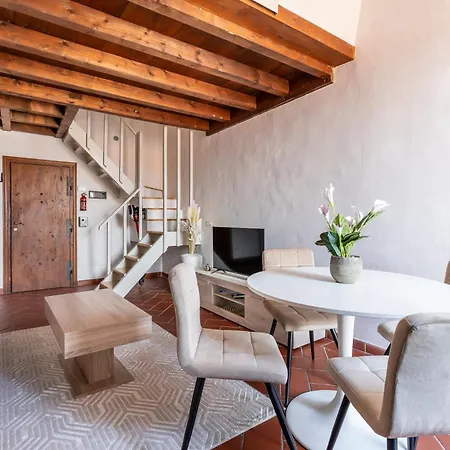 Apartment Piazza Santo Spirito Con 2 Matrimoniali *