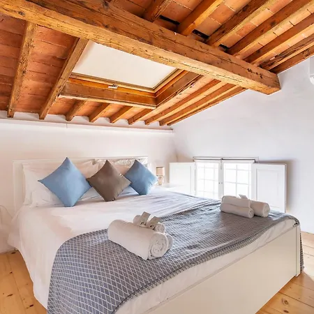 Apartment Piazza Santo Spirito Con 2 Matrimoniali *